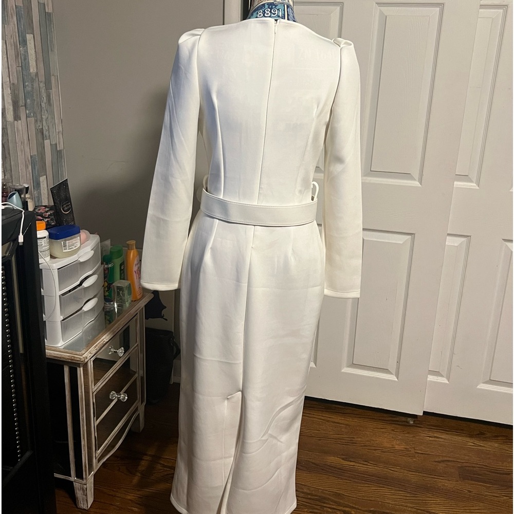 White dress new w/o tags